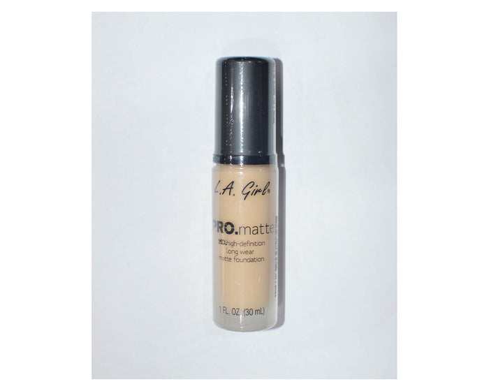 MAQUILLAJE LIQUIDO L.A. GIRLS PRO MATTE #675
